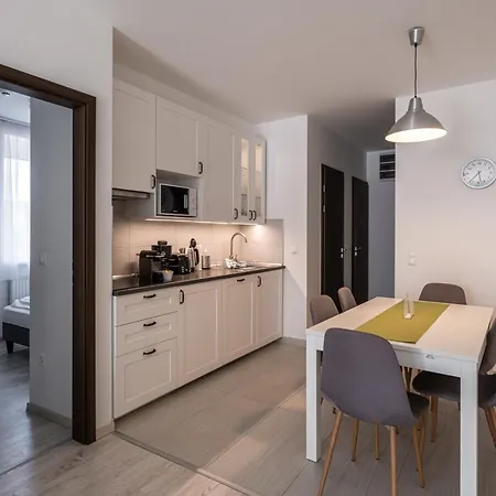 Aranymandula アパート