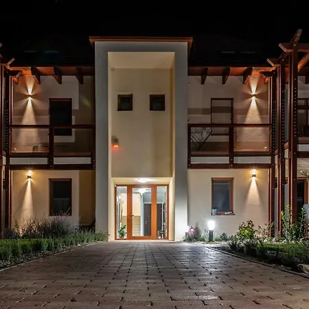 Aranymandula Apartment