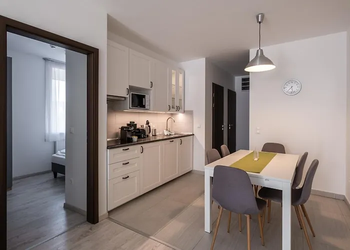 Aranymandula 아파트