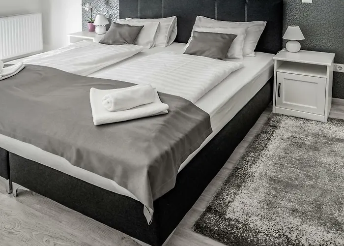 Aranymandula 벌러토너컬리