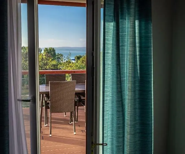 Aranymandula * בלטונאקאלי